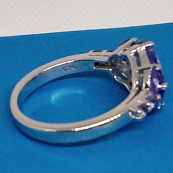 beautiful tanzanite ring! size 6 - Picture 6 of 7